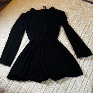 Lulus Romper Women's XS Long Sleeve Open Back Short Romper‎ Black NWOT
